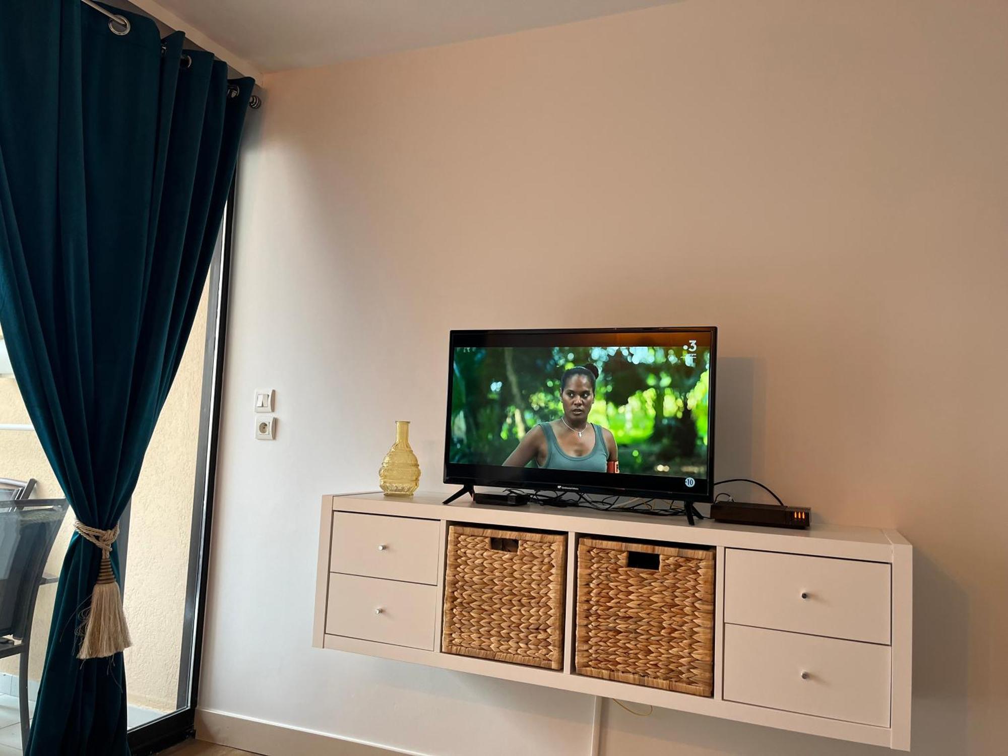 Superbe Appartement Une Chambre Vue Mer Piscine Tennis Cannes Ngoại thất bức ảnh